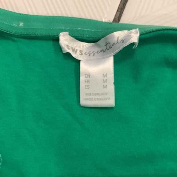 3 strapless tube tops (bandeau tops): 1 pink; 1 green; 1 red with white stripes. - Picture 6 of 11